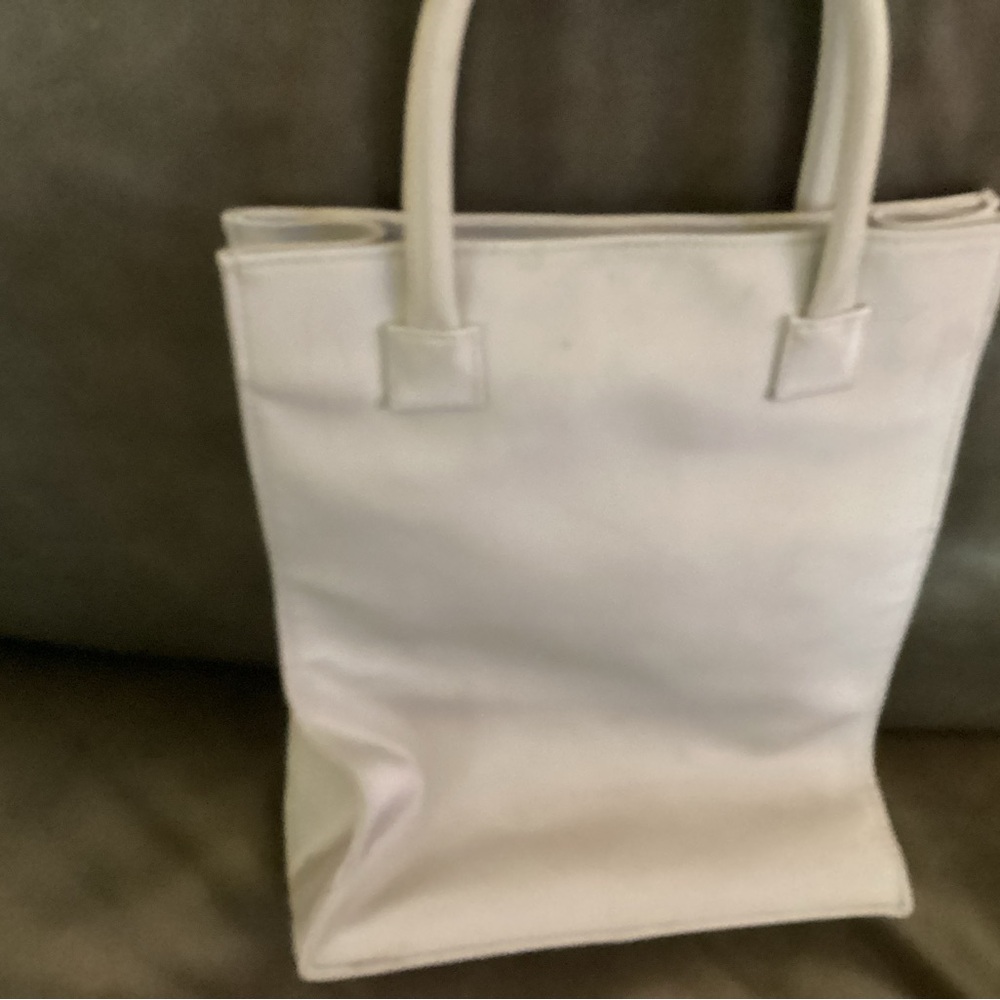 Givenchy tote - Picture 4 of 7
